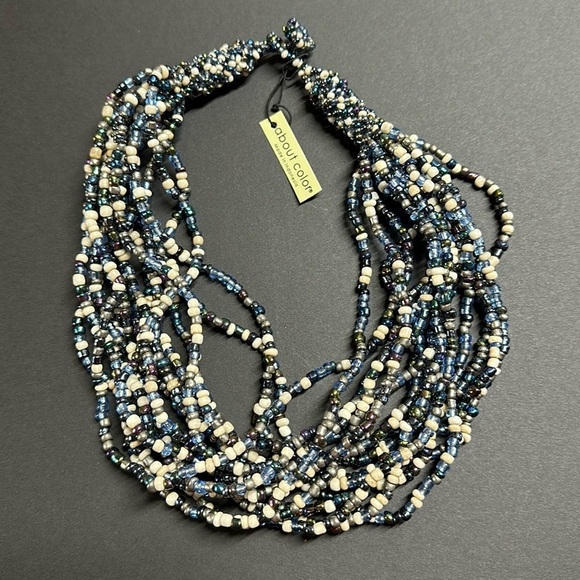15-Strand Blue & Cream Beaded Necklace - Picture 1 of 2